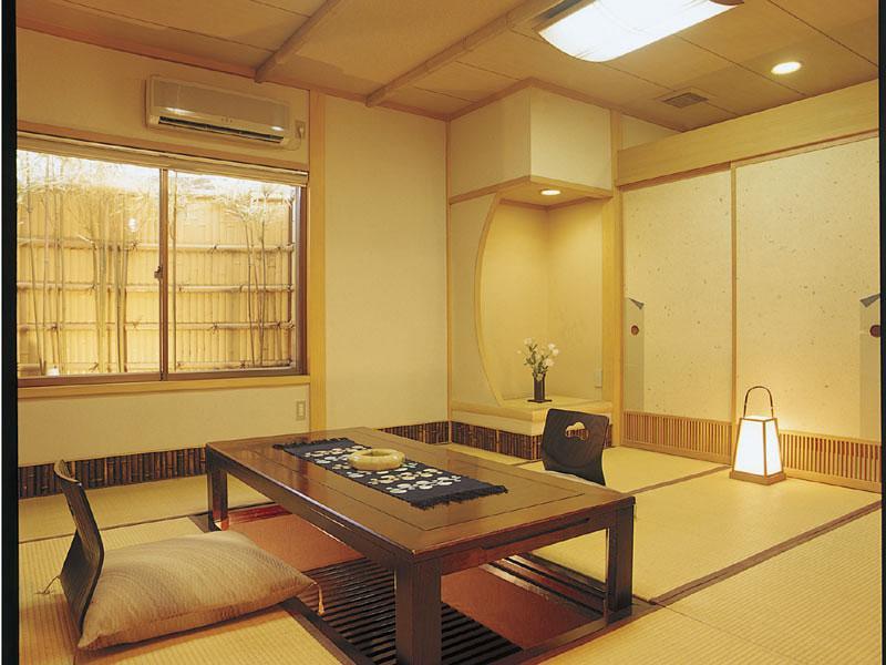 Yugawara Onsen Ryokan Uohan Exteriér fotografie